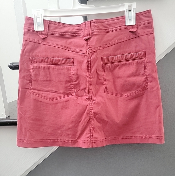 ATHLETA active Red skort size 2 Pockets Tennis Golf Pickleball - Picture 3 of 5
